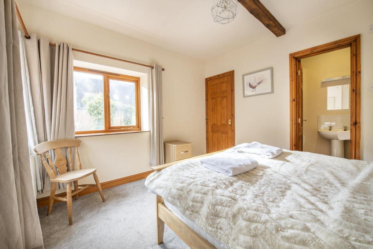 Somersal Cottages แอชบอร์น ภายนอก รูปภาพ