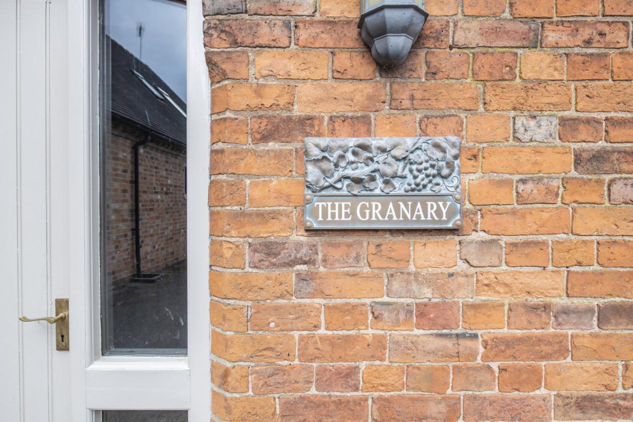 Somersal Cottages แอชบอร์น ภายนอก รูปภาพ