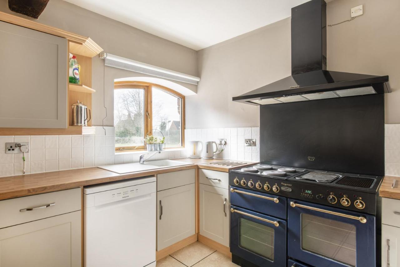 Somersal Cottages แอชบอร์น ภายนอก รูปภาพ